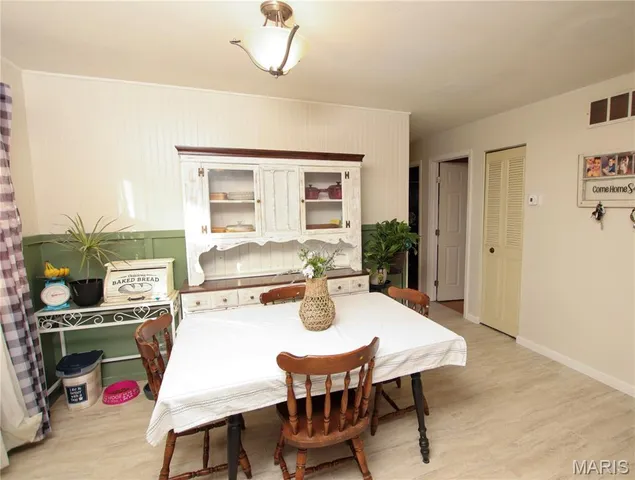 $210,000 | 631 Hawthorn Lane, Sullivan, MO 63080