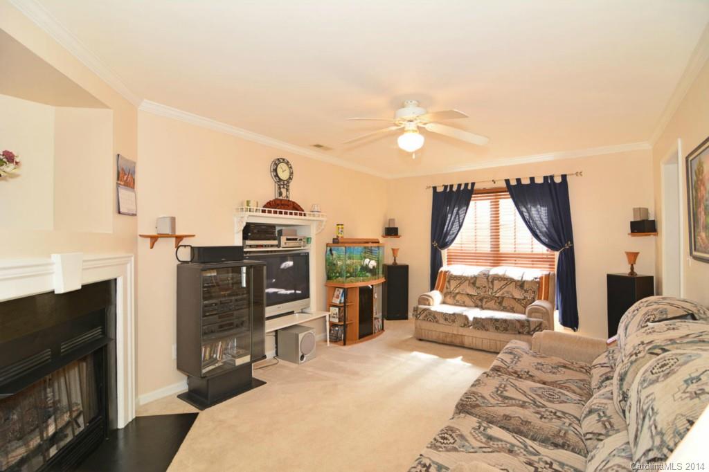 175 Elrosa Road Mooresville, NC 28115 - Photo 7 of 24 Gallery Image 7