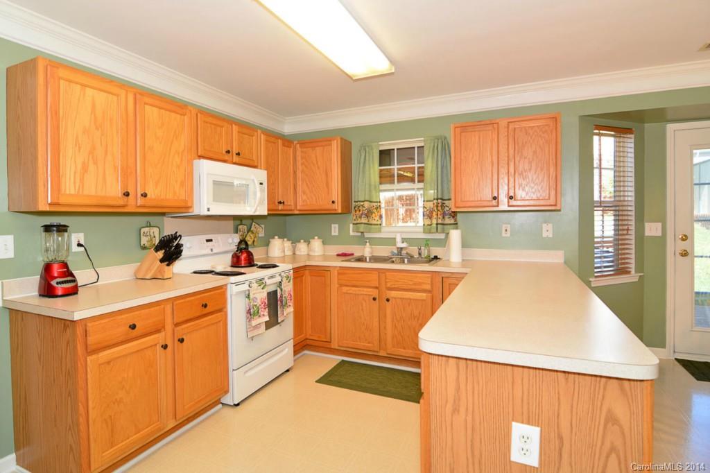 175 Elrosa Road Mooresville, NC 28115 - Photo 10 of 24 Gallery Image 10