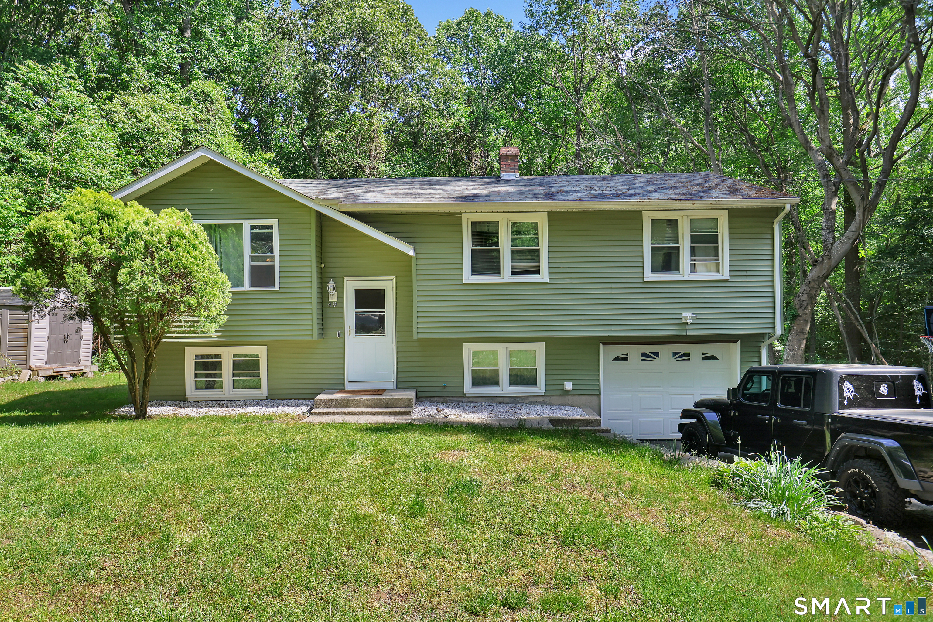 49 Christy Hill Road Ledyard, CT 06335 - Photo 2 of 33