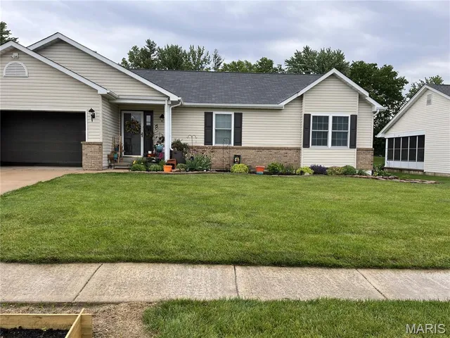 $387,500 | 1405 Kearney Drive, Dardenne Prairie, MO 63368