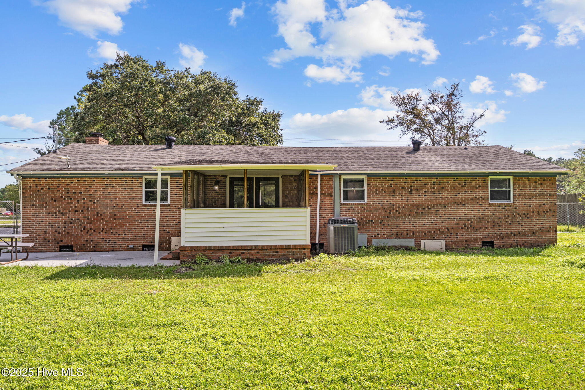 187 Old Folkstone Road Holly Ridge, NC 28445 - Photo 39 of 60 13-web-or-mls-08