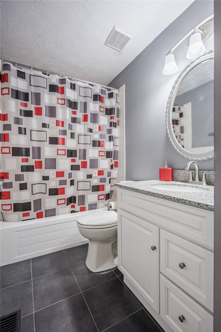 1783 Erie Station Road Henrietta, NY 14467 - Photo 20 of 39