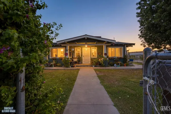 $300,000 | Undisclosed Address, Bakersfield, CA 93305