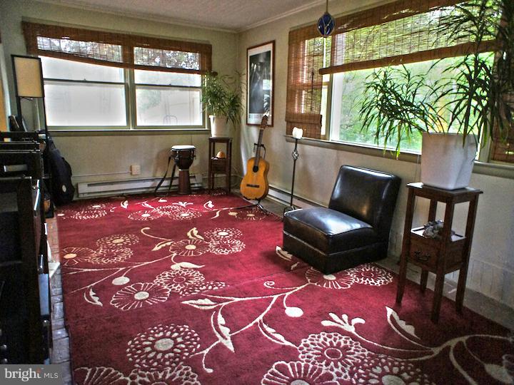 549 Midvale Road Upper Darby, PA 19082 - Photo 15 of 16
