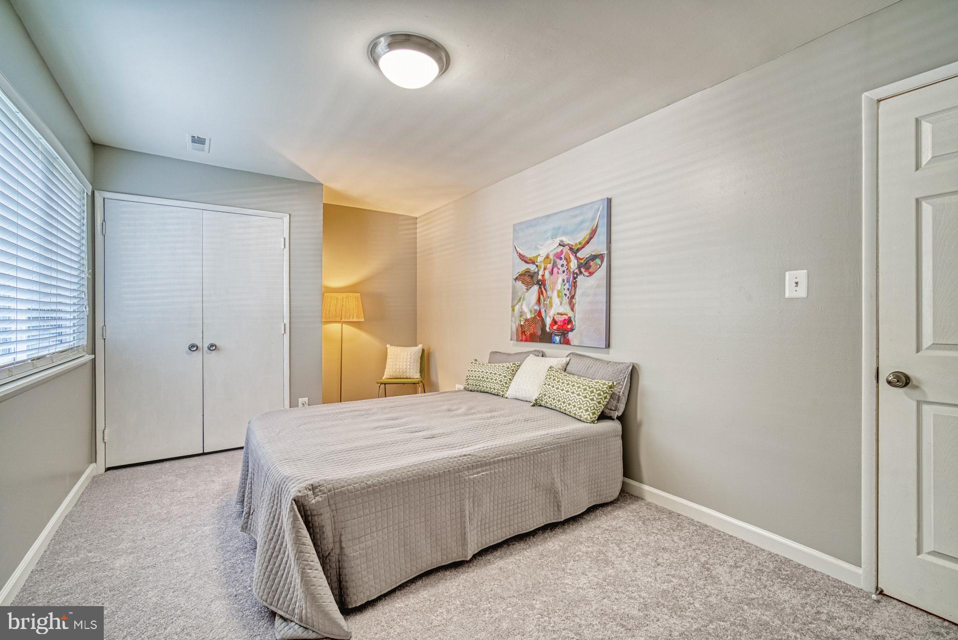 1638 Westwind Way McLean, VA 22102 - Photo 17 of 25 Bed #2: spacious with a nice size closet