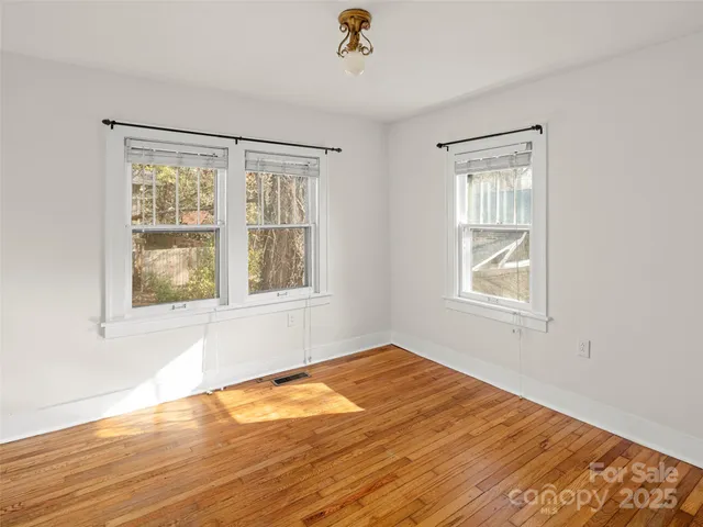 $550,000 | 6 Buckingham Court, Asheville, NC 28803