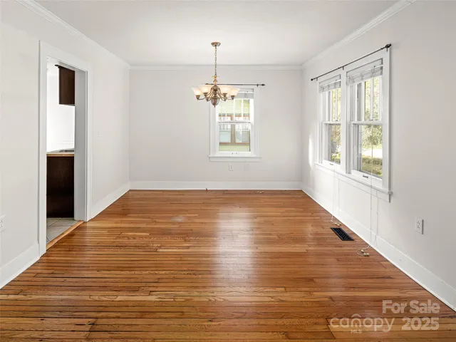 $550,000 | 6 Buckingham Court, Asheville, NC 28803