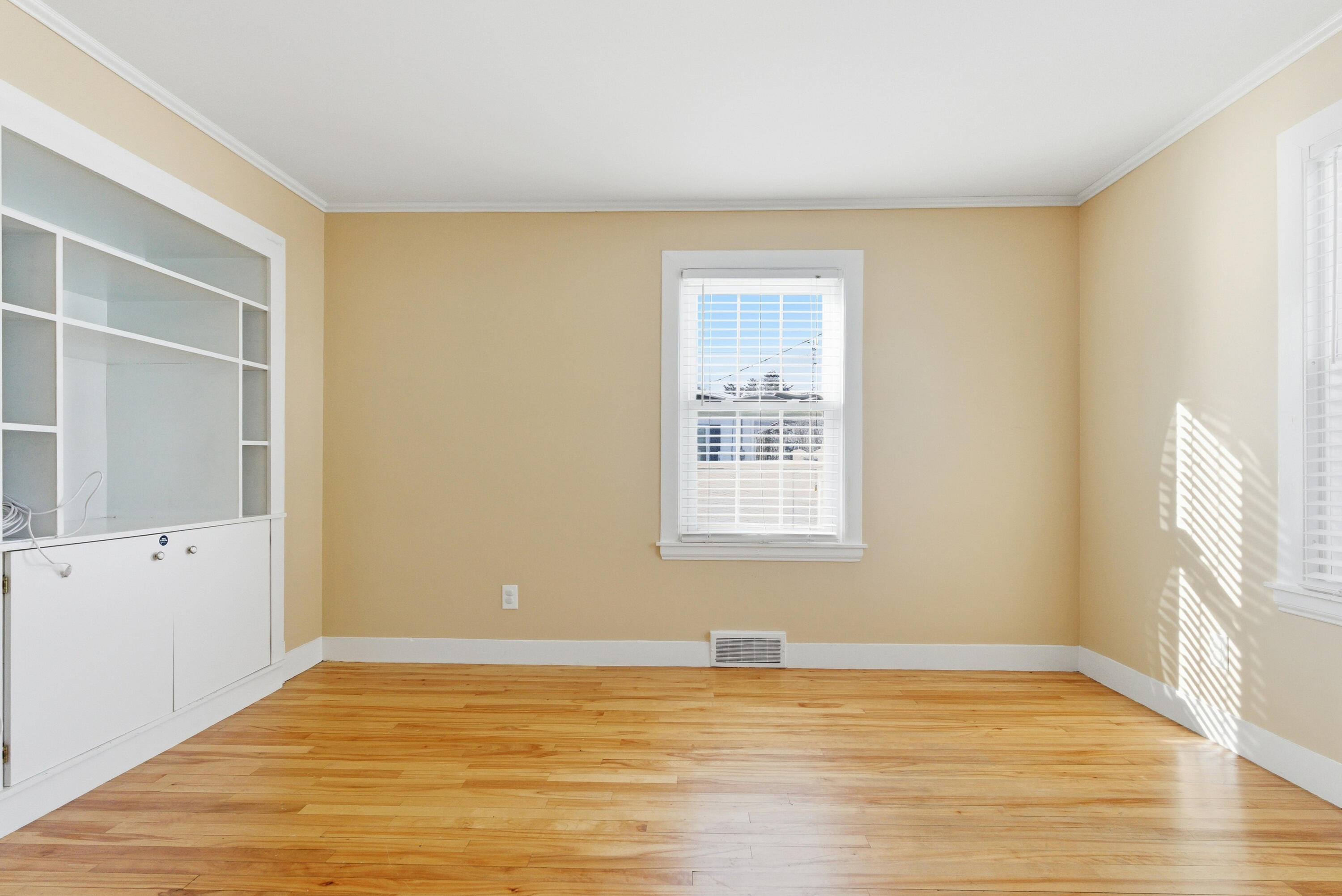 18 Nimitz Street Lewiston, ME 04240 - Photo 28 of 60 25-18 Nimitz St_Lewiston_ME-29