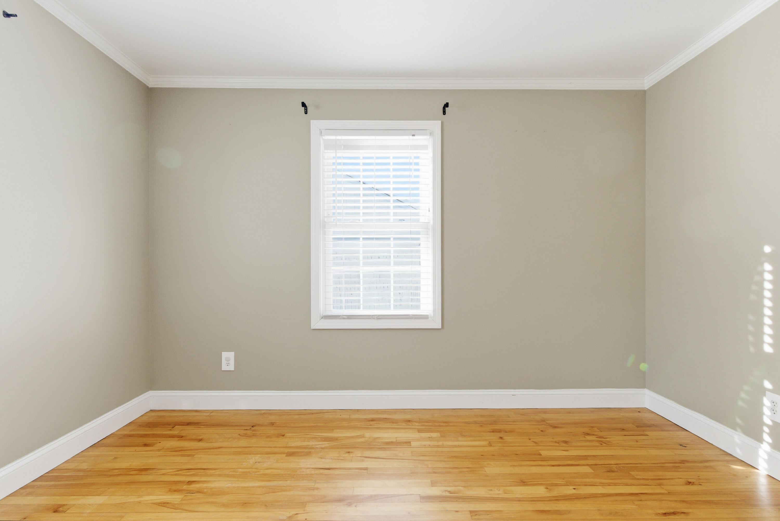 18 Nimitz Street Lewiston, ME 04240 - Photo 32 of 60 20-18 Nimitz St_Lewiston_ME-34