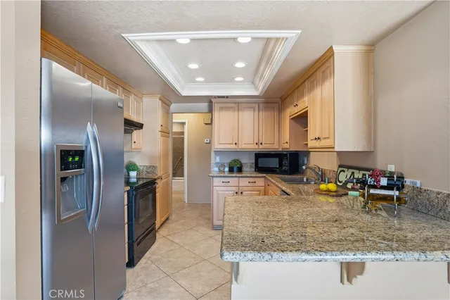 $1,100,000 | 22443 Whirlaway Court, Canyon Lake, CA 92587