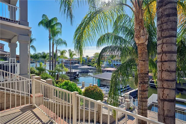 $1,100,000 | 22443 Whirlaway Court, Canyon Lake, CA 92587