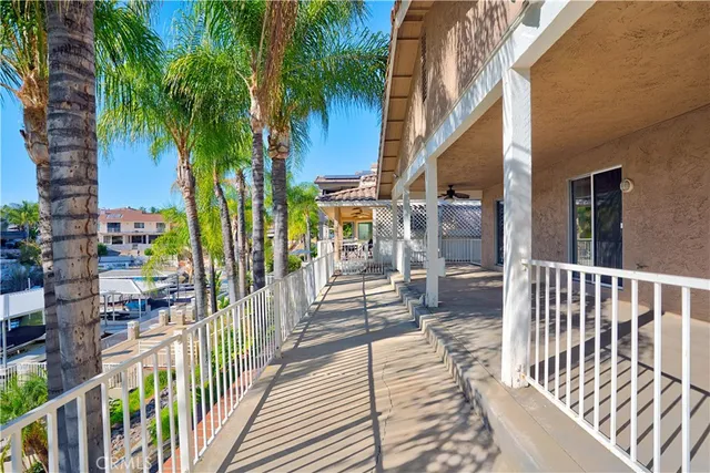 $1,100,000 | 22443 Whirlaway Court, Canyon Lake, CA 92587