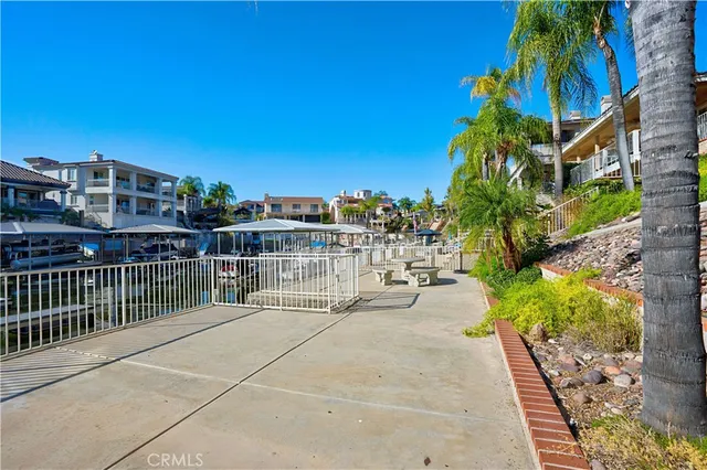 $1,100,000 | 22443 Whirlaway Court, Canyon Lake, CA 92587