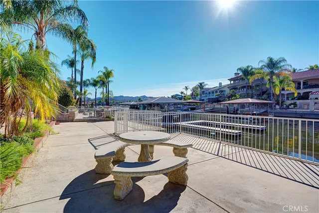 $1,100,000 | 22443 Whirlaway Court, Canyon Lake, CA 92587