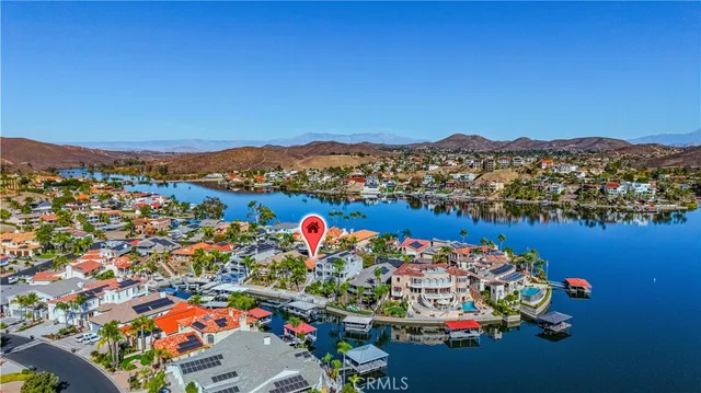 $1,100,000 | 22443 Whirlaway Court, Canyon Lake, CA 92587