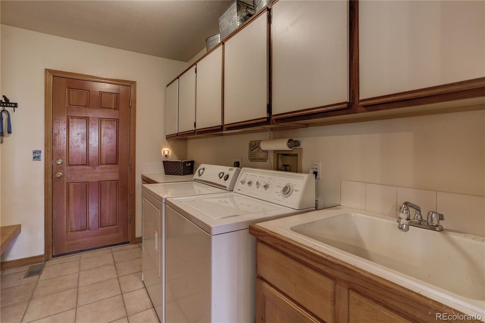 25755 Zugspitz Road Evergreen, CO 80439 - Photo 14 of 38 Gallery Image 14