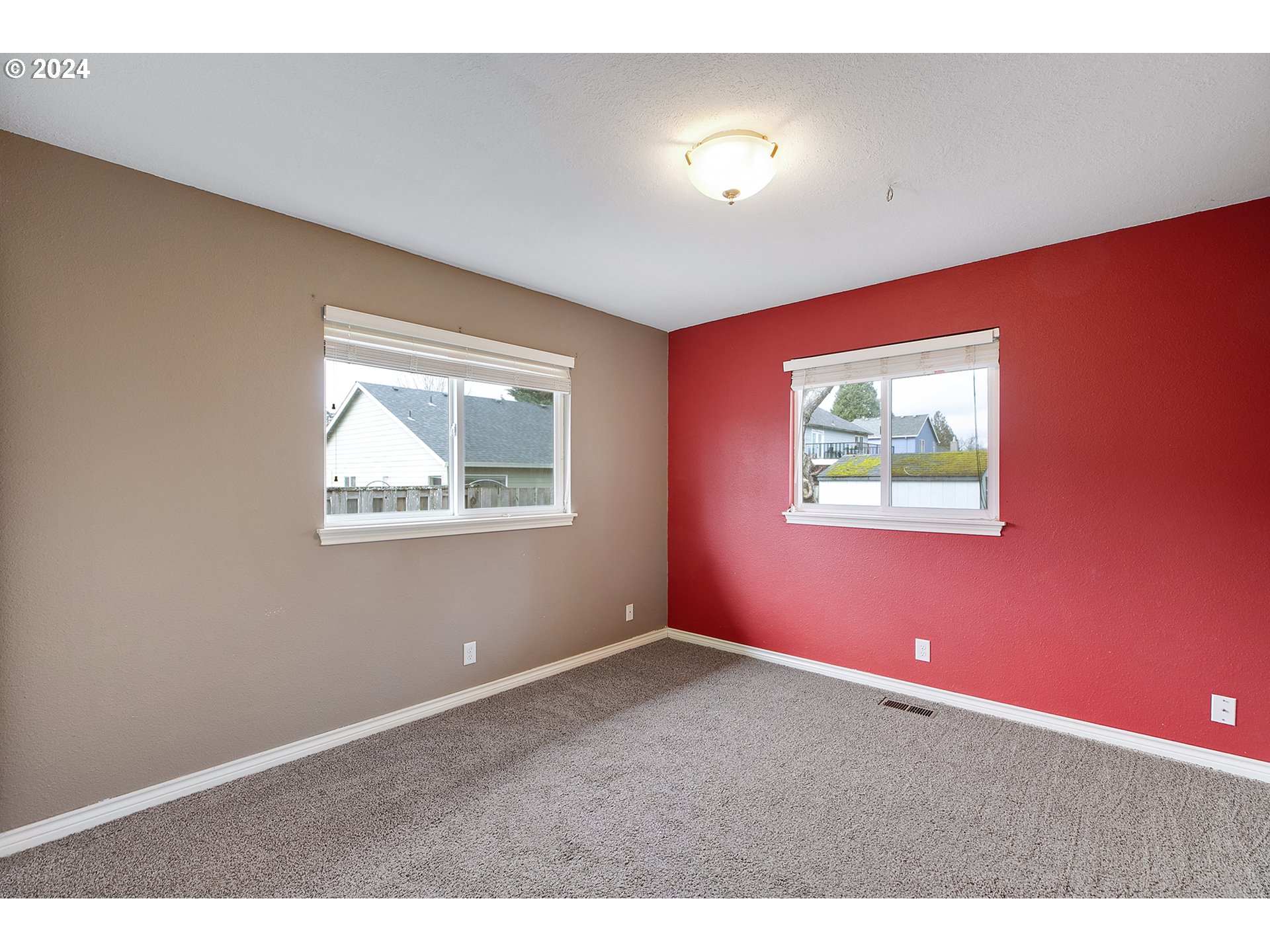 19089 South Central Point Road Oregon City, OR 97045 - Photo 21 of 31 Gallery Image 21