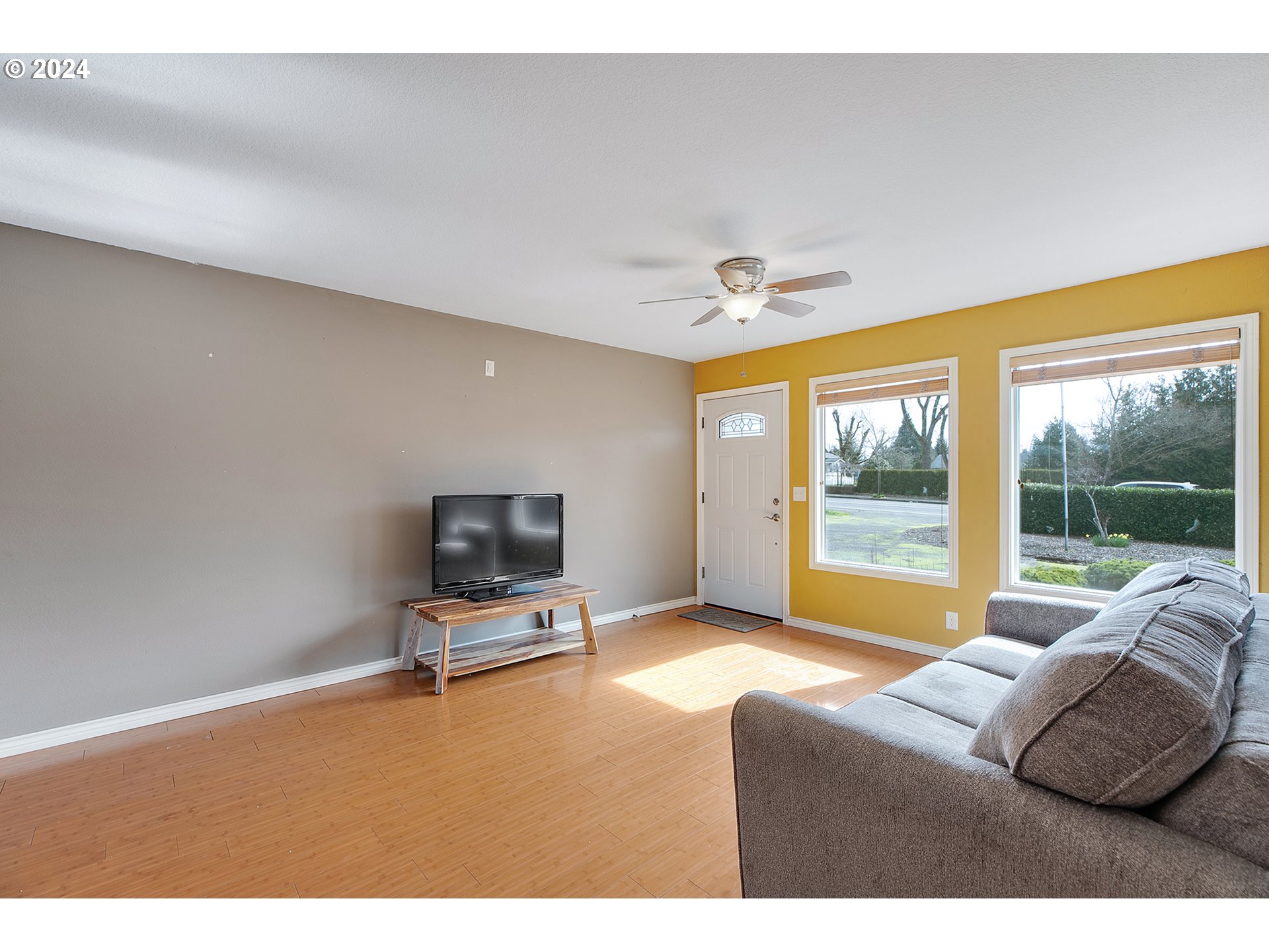 19089 South Central Point Road Oregon City, OR 97045 - Photo 9 of 31 Gallery Image 9