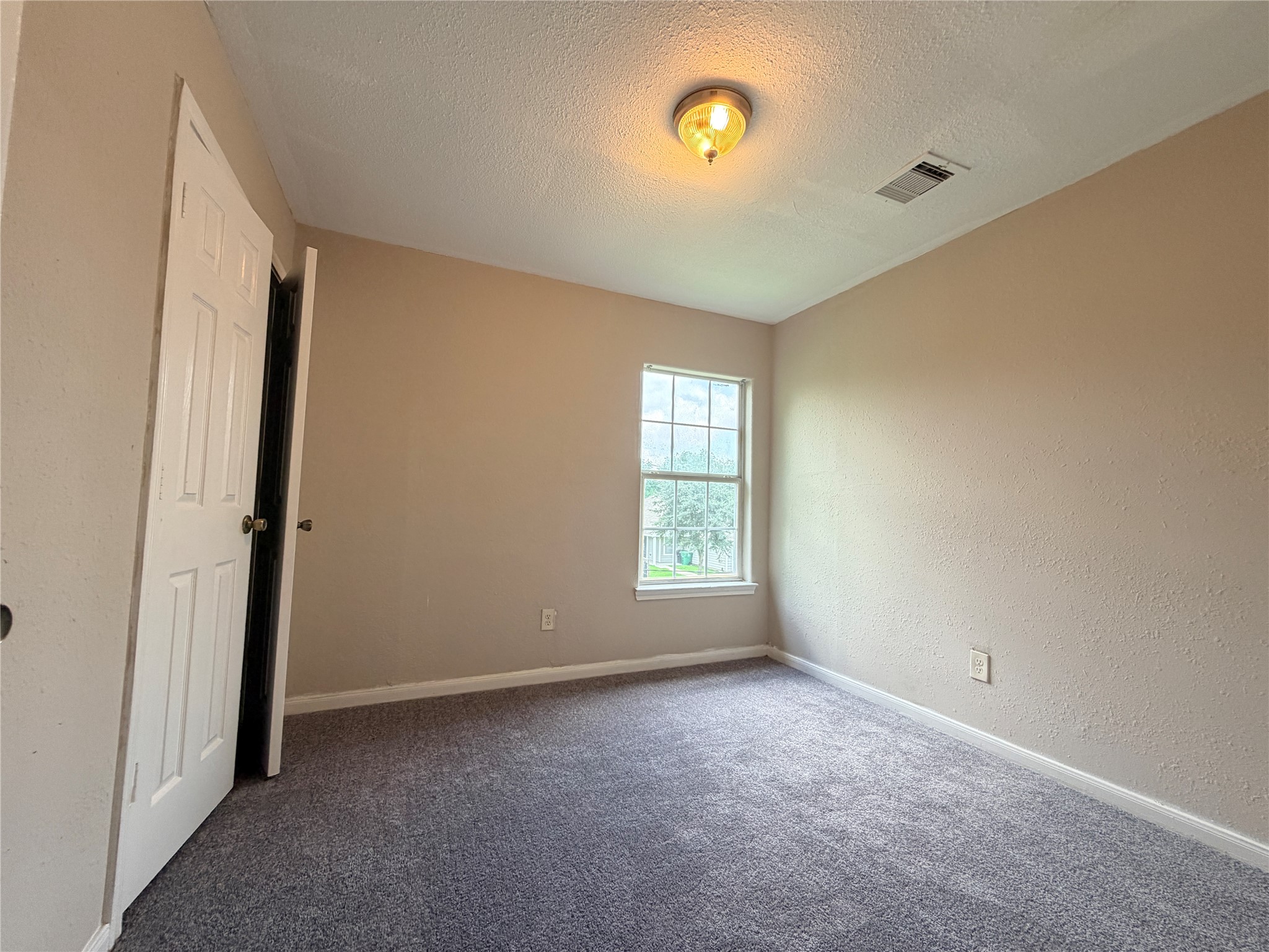 5408 Groveton Street, Unit B Houston, TX 77033 - Photo 11 of 15