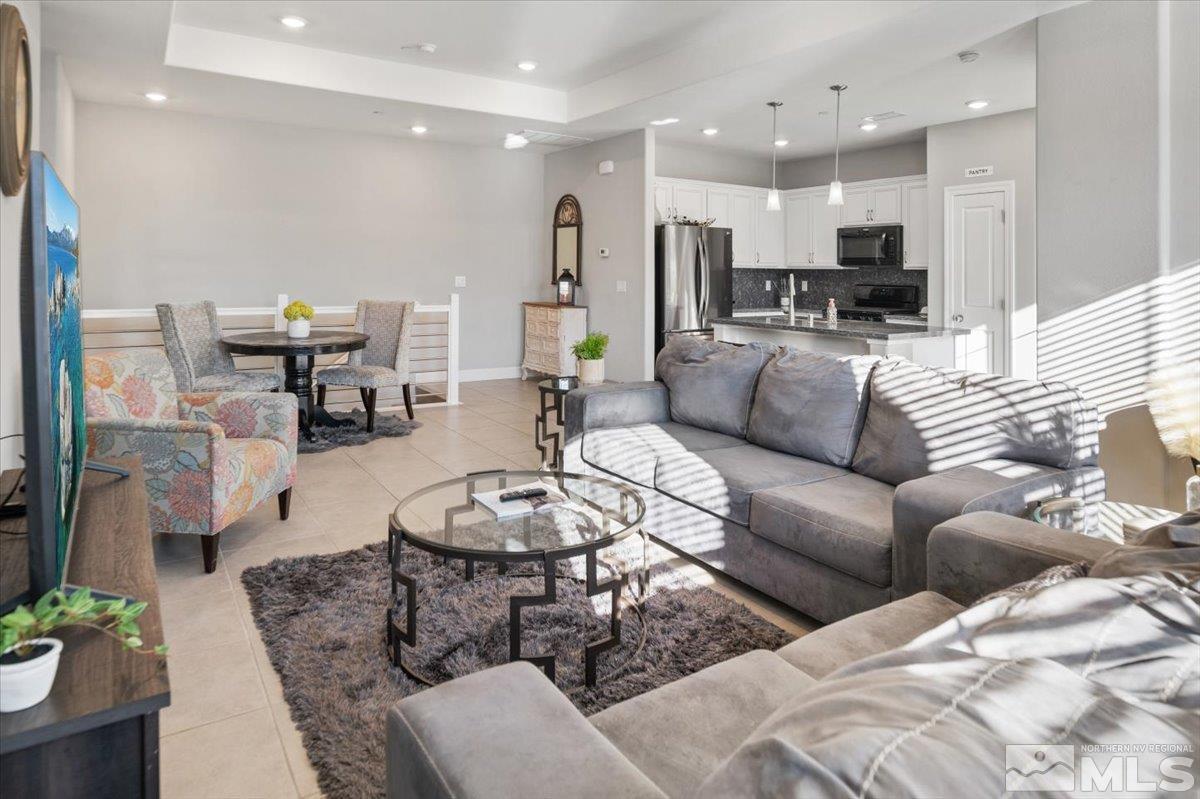 1835 Dark Horse Road, Unit A Reno, NV 89521 - Photo 6 of 38 Photo 6