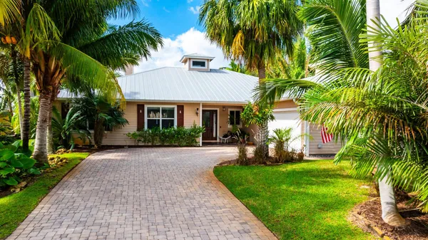 $2,875,000 | 2672 Northwest S Shore Road, Stuart, FL 34994