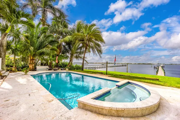 $2,875,000 | 2672 Northwest S Shore Road, Stuart, FL 34994