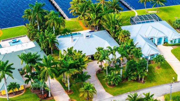 $2,875,000 | 2672 Northwest S Shore Road, Stuart, FL 34994