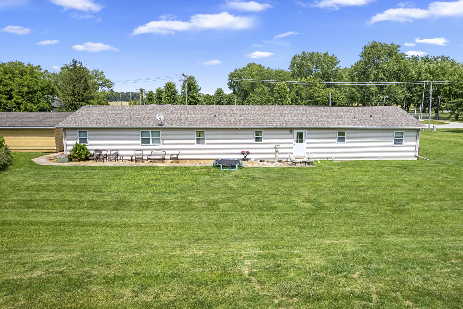1620 Suydam Road Sandwich, IL 60548 - Photo 34 of 39