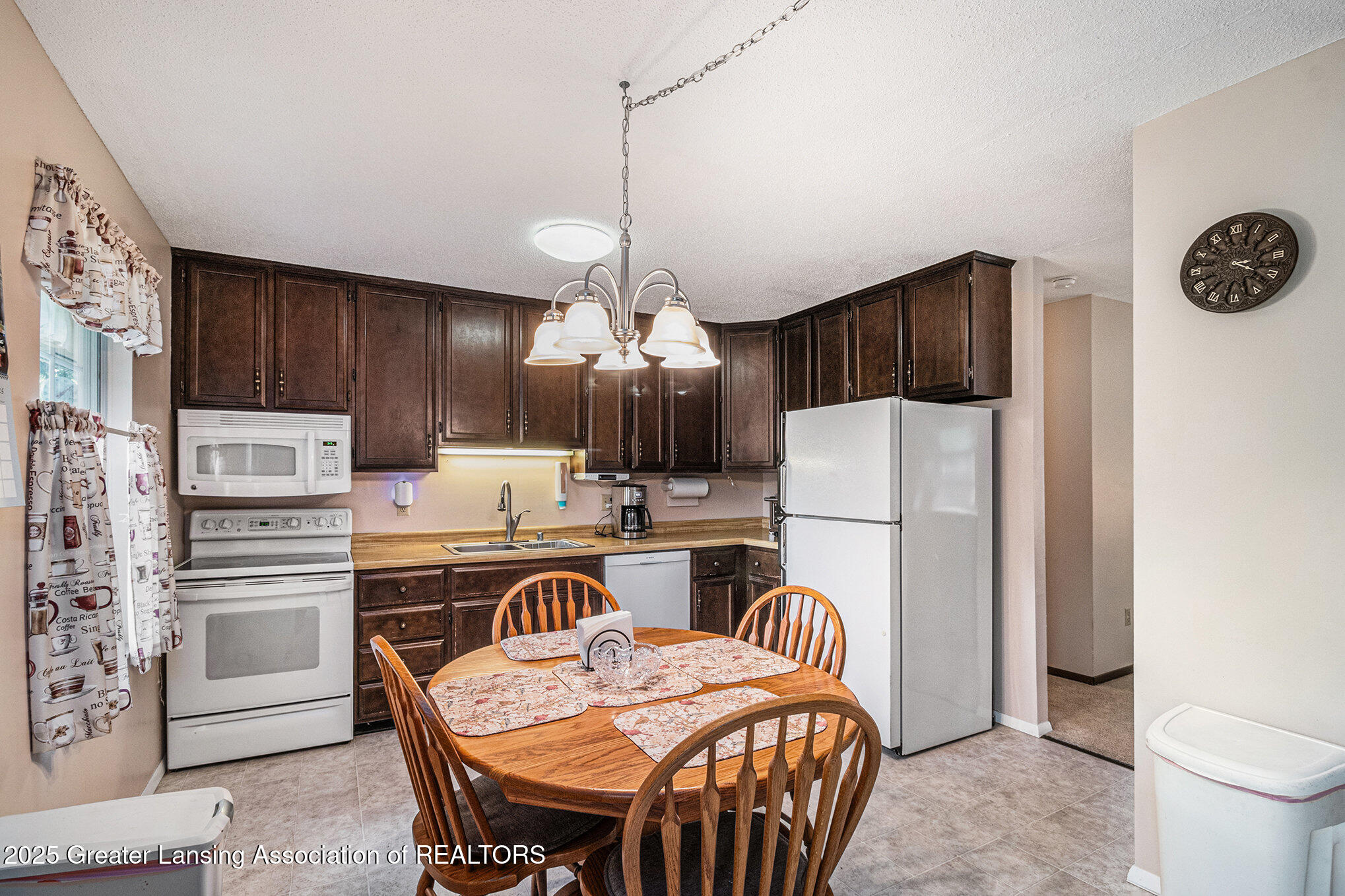 13360 North Territorial Road Gregory, MI 48137 - Photo 6 of 16 img_7855_82564b8