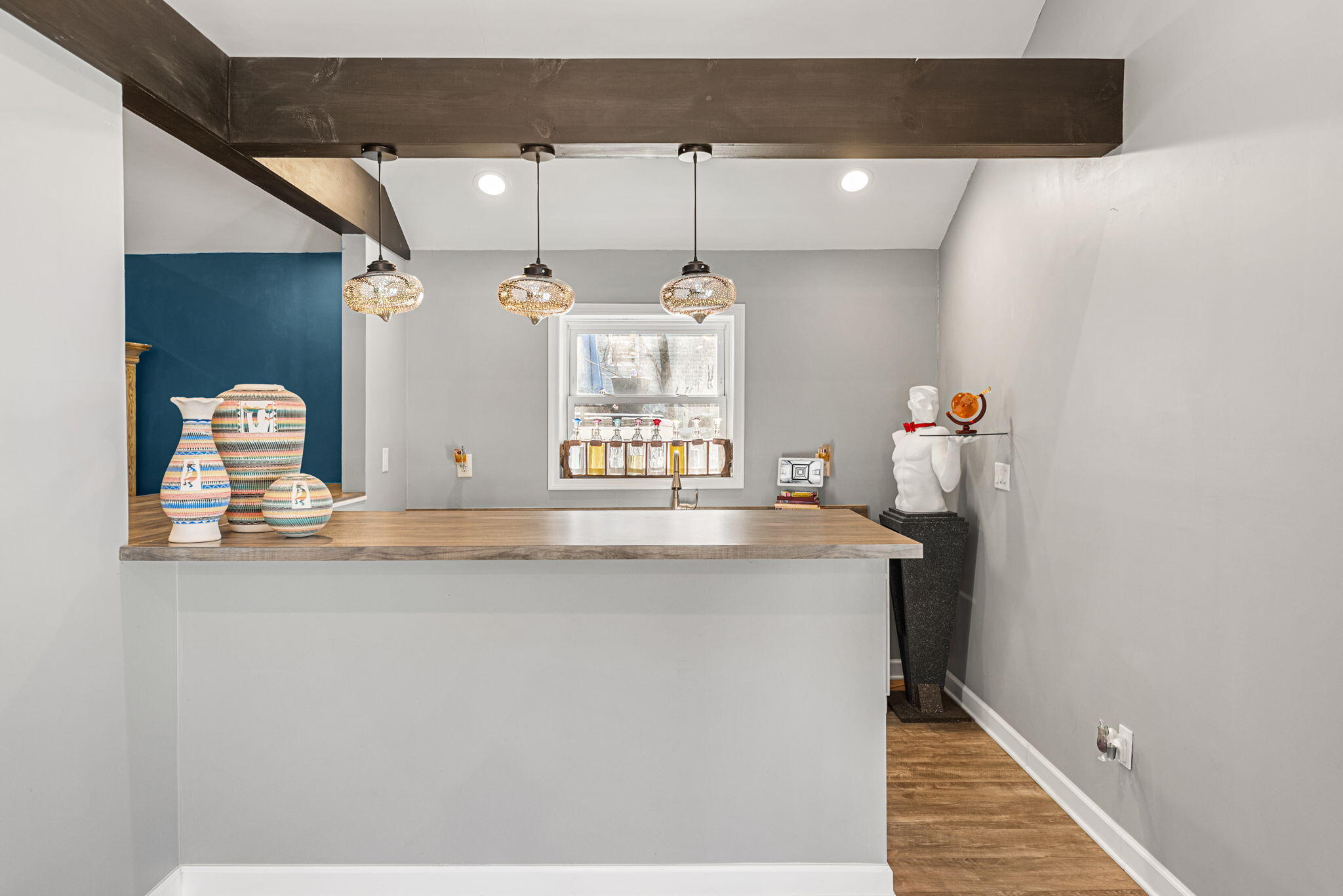 832 North Vanderburg Street Gary, IN 46403 - Photo 19 of 44 2048x1367