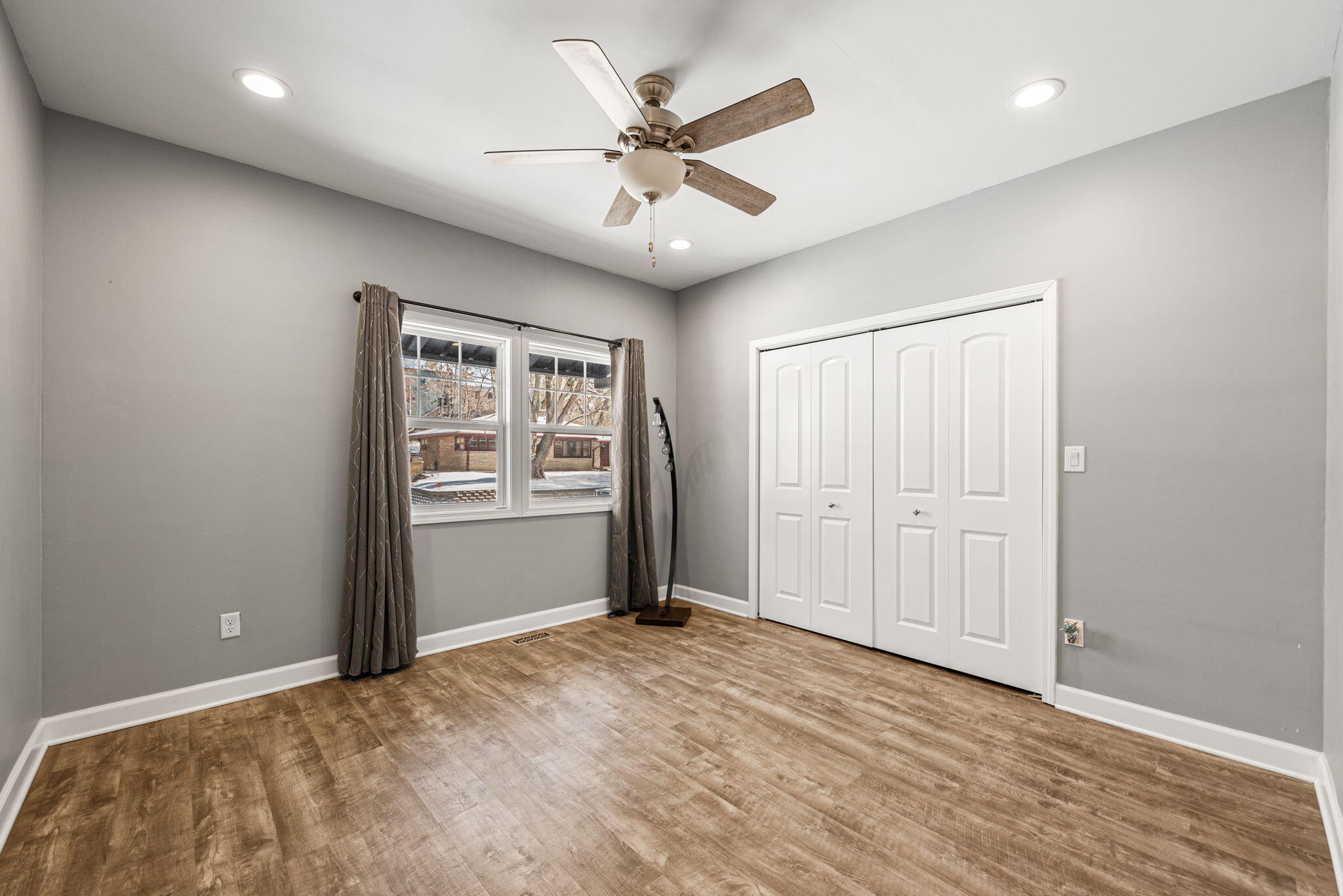 832 North Vanderburg Street Gary, IN 46403 - Photo 26 of 44 2048x1367