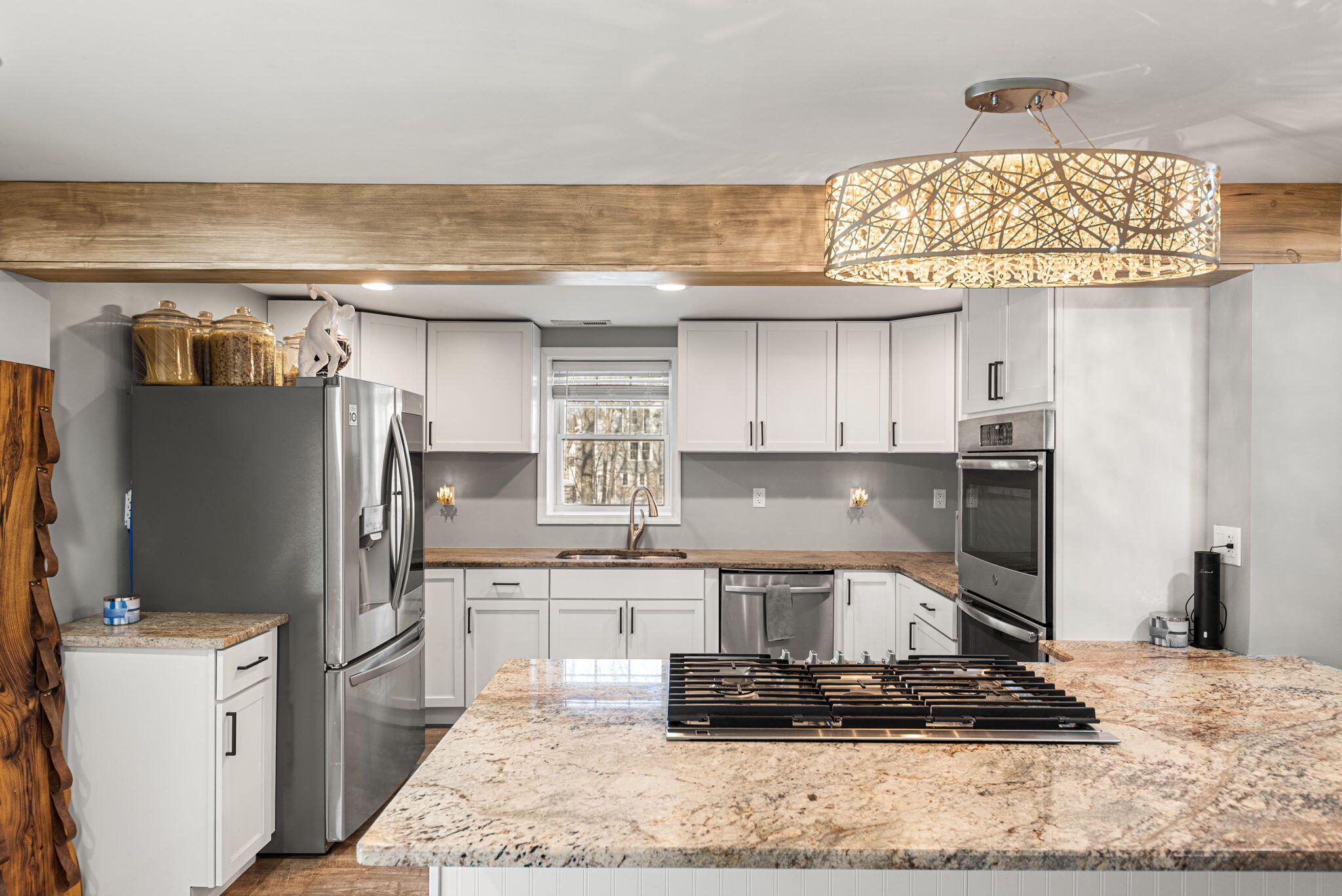 832 North Vanderburg Street Gary, IN 46403 - Photo 10 of 44 2048x1367