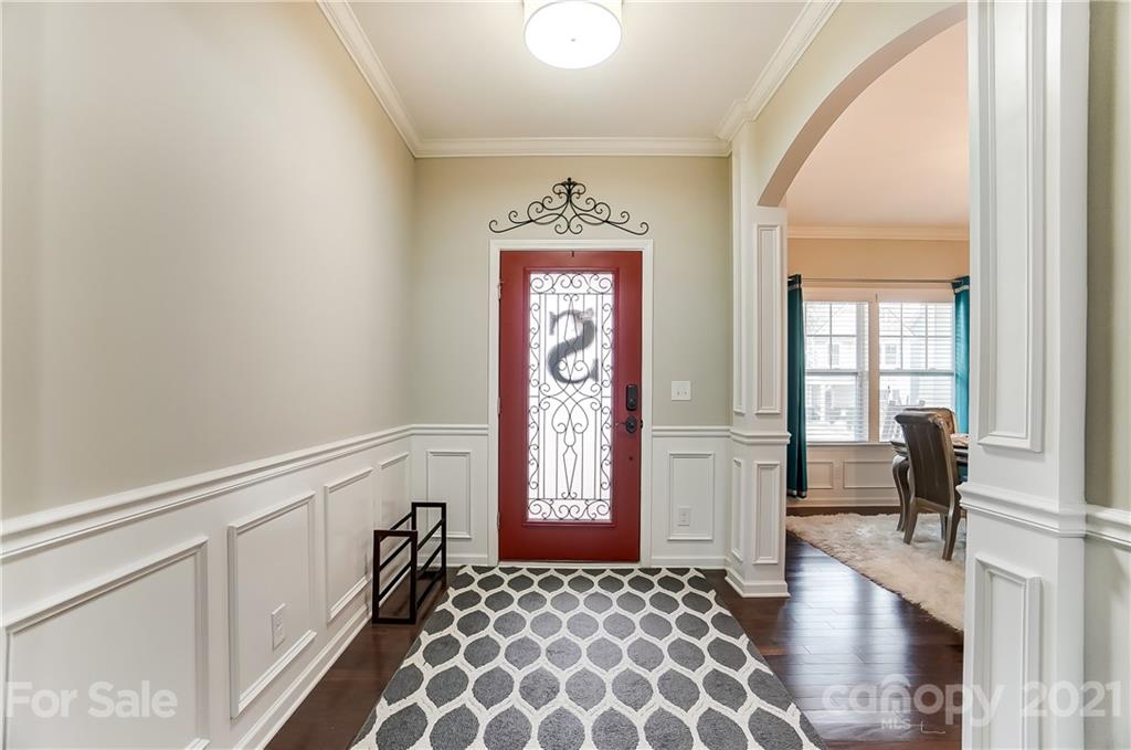 2024 Fuschia Court Fort Mill, SC 29708 - Photo 3 of 45
