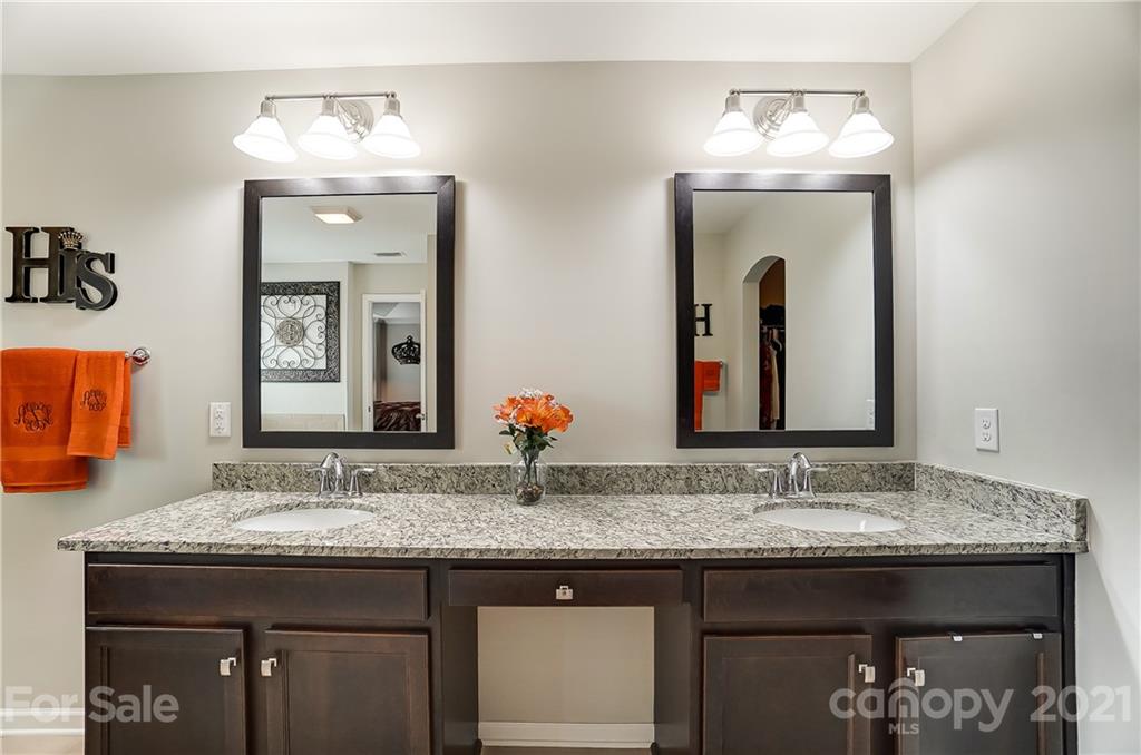2024 Fuschia Court Fort Mill, SC 29708 - Photo 31 of 45