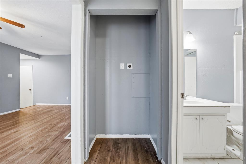 5604 Boca Raton Boulevard, Unit 248 Fort Worth, TX 76112 - Photo 21 of 25 a view of a bedroom from the hallway