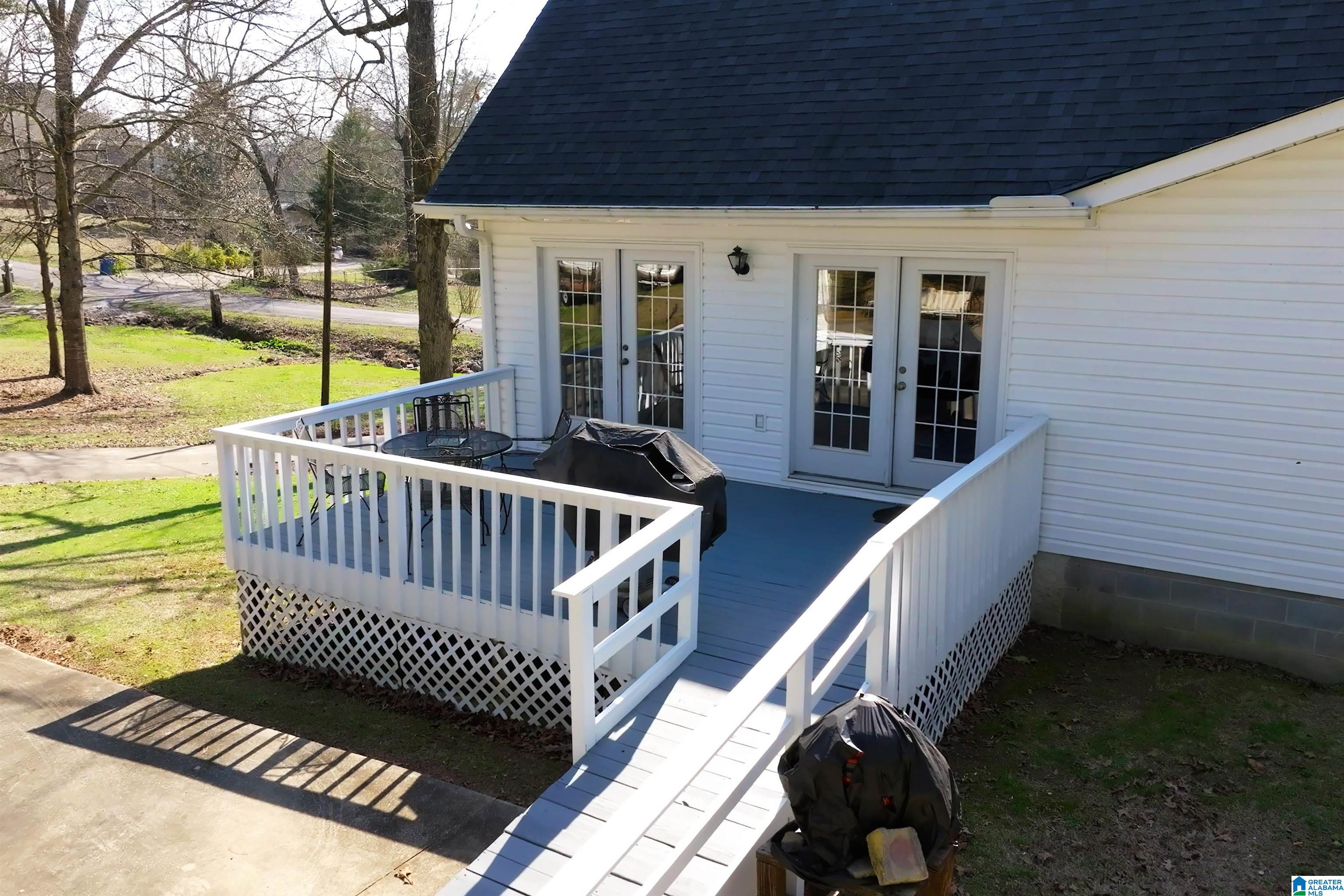 401 Lakeshore Lane Oneonta, AL 35121 - Photo 16 of 24