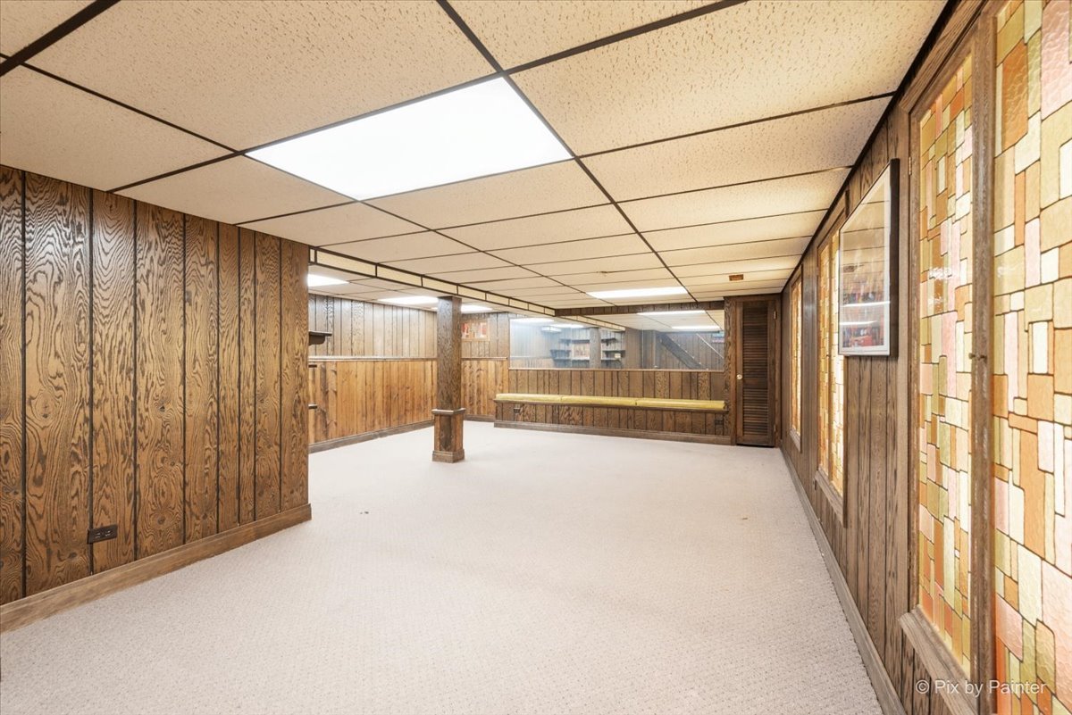 1100 South Church Road Mount Prospect, IL 60056 - Photo 27 of 50 a view of small space