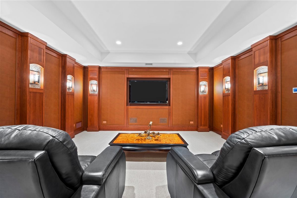 950 Lake Road Lake Forest, IL 60045 - Photo 55 of 72 Gallery Image 55