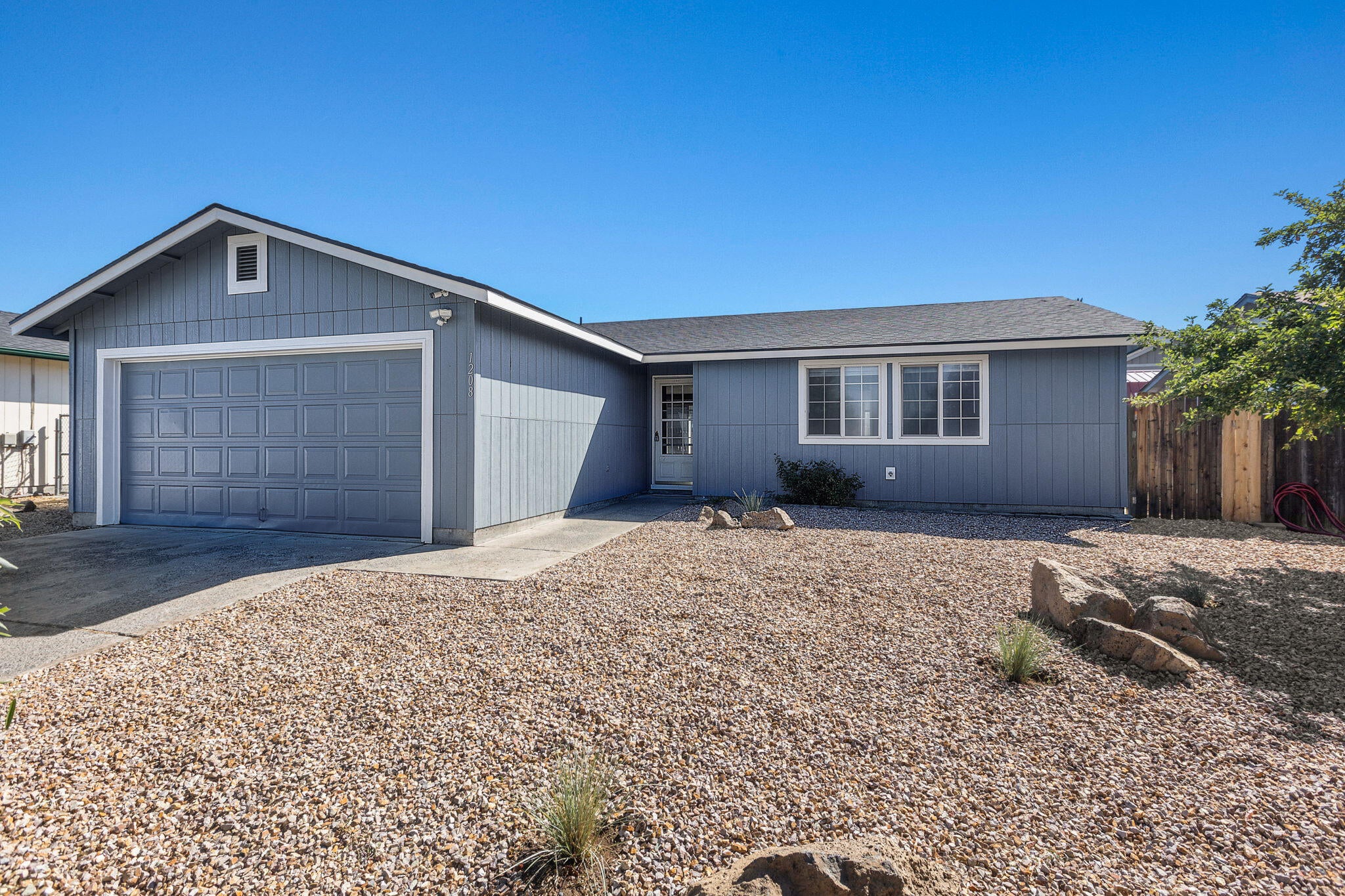 1208 Southwest 28th Street Redmond, OR 97756 - Photo 1 of 16 image2