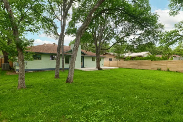 $699,000 | 5509 Salem Hill Drive, Austin, TX 78745