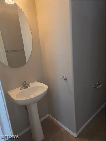 $1,810 | 20 West Focal Point Avenue, North Las Vegas, NV 89031