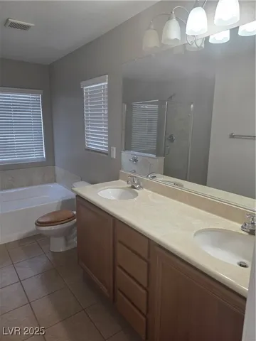 $1,810 | 20 West Focal Point Avenue, North Las Vegas, NV 89031