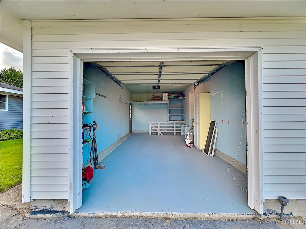 135 Glen Road Rome, NY 13440 - Photo 29 of 34 Garage