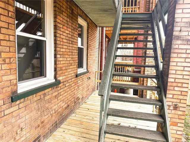 $1,100 | 276 13th Street, Unit 1, Ambridge, PA 15003