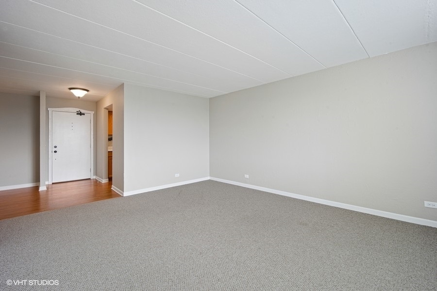 1 Renaissance Place, Unit 1006 Palatine, IL 60067 - Photo 9 of 18