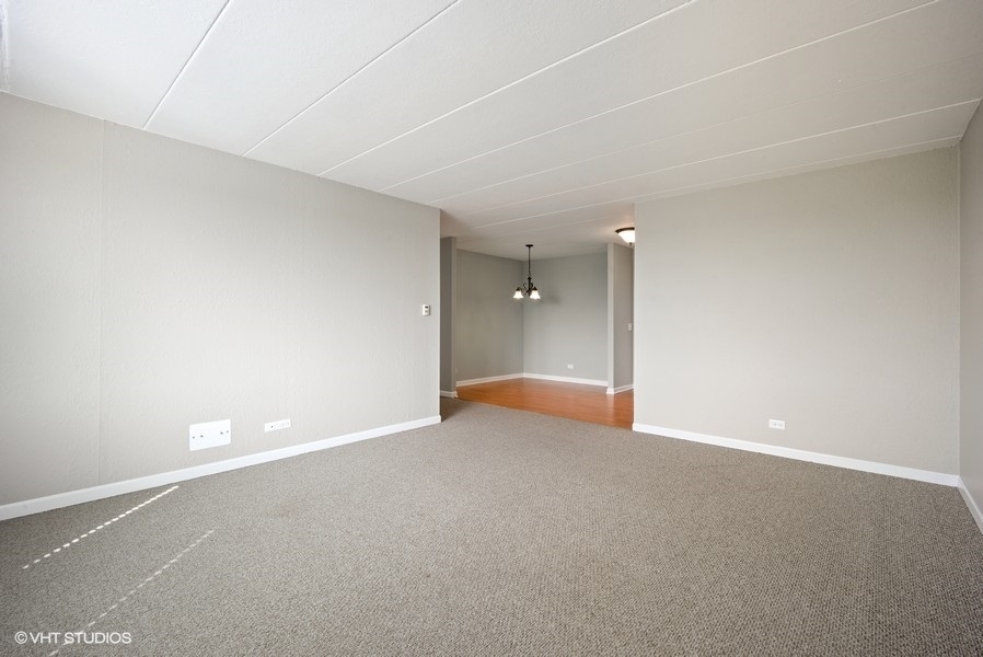 1 Renaissance Place, Unit 1006 Palatine, IL 60067 - Photo 10 of 18