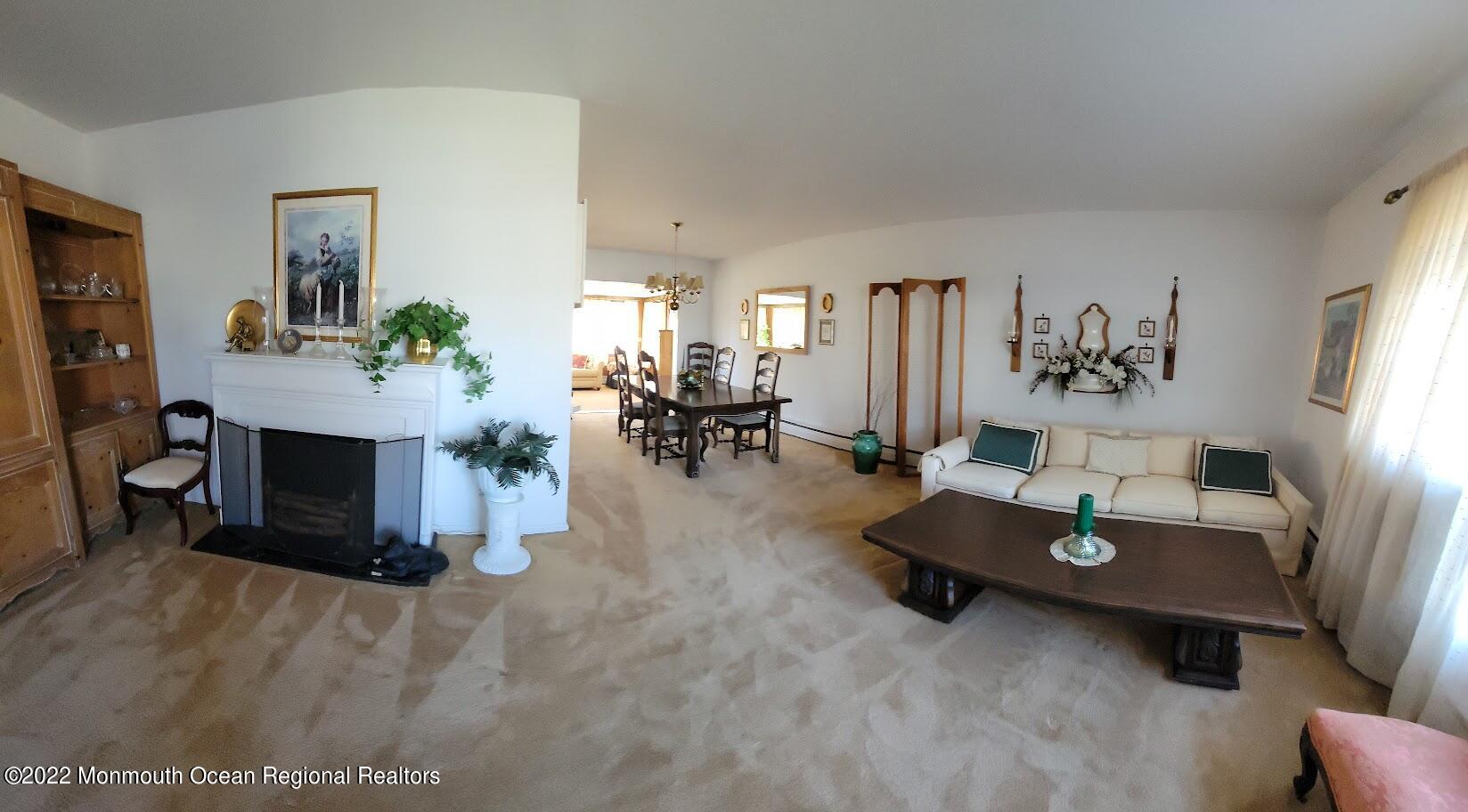 306 Eastham Road Point Pleasant, NJ 08742 - Photo 2 of 16 x20220220_134347