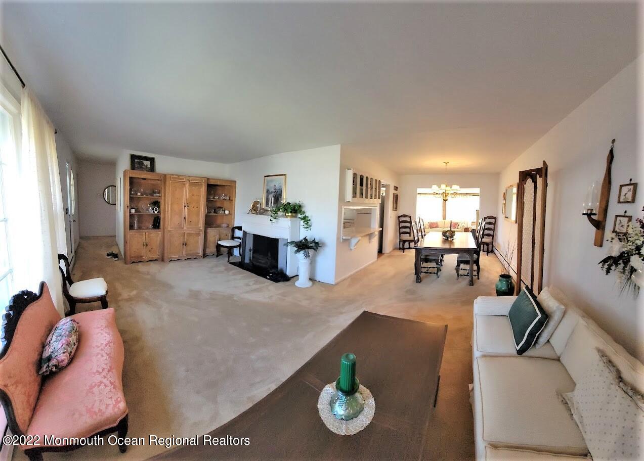 306 Eastham Road Point Pleasant, NJ 08742 - Photo 3 of 16 x20220220_134804