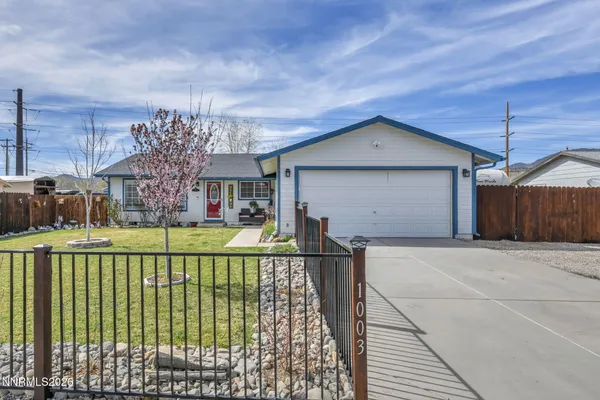 $460,000 | 1003 Dwight Way, Dayton, NV 89403